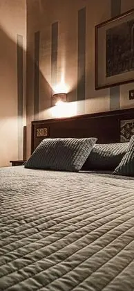 Classic Büyük Yataklı Tek Kişilik Oda