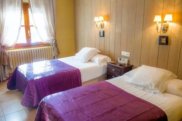 Standard Tek Büyük veya İki Ayrı Yataklı Oda