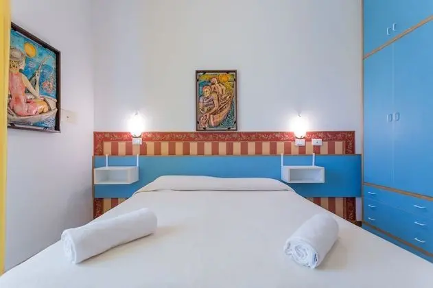 Tek Büyük veya İki Ayrı Yataklı Oda, Balkon