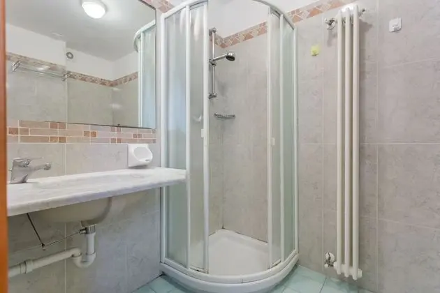 Üç Kişilik Oda, Balkon