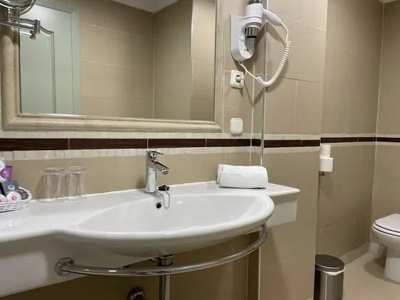Comfort Tek Büyük Yataklı Oda, 1 Çift Kişilik Yatak