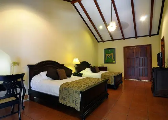 Çift ​​kişilik Superior Two Double Beds