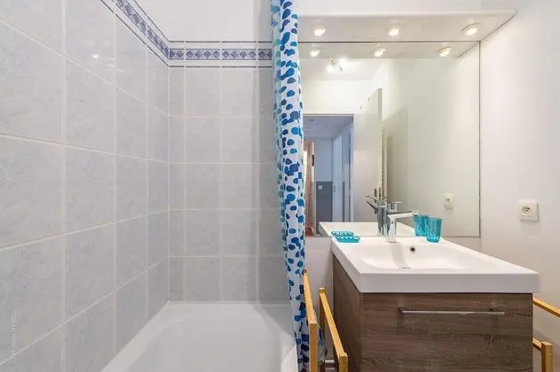 Apart Daire, Engellilere Uygun, Banyolu/Duşlu (Plaza Danube 01)