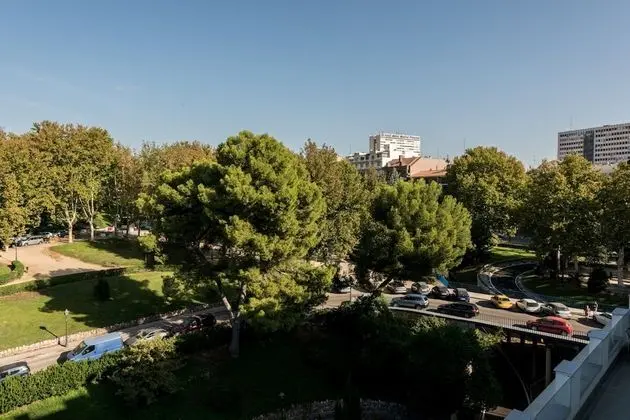 Grand Süit (Skyline)