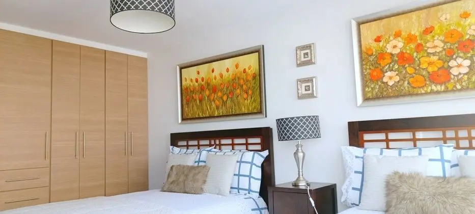 HOME with Balcony + 3 Beds - 6th FLOOR