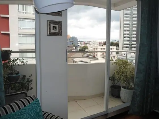 HOME with Balcony + 3 Beds - 6th FLOOR