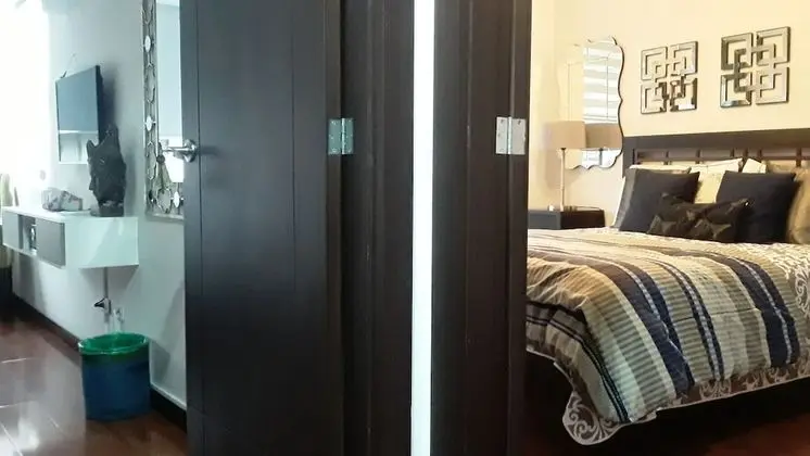 HOME with Balcony + 3 Beds - 6th FLOOR