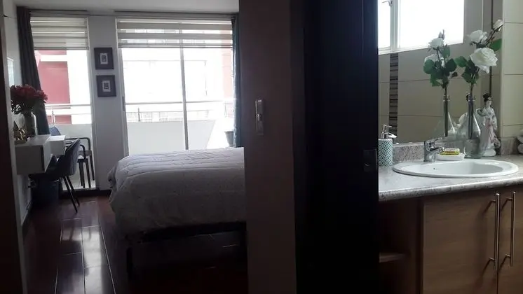 HOME with Balcony + 3 Beds - 6th FLOOR