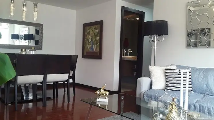 HOME with Balcony + 3 Beds - 6th FLOOR