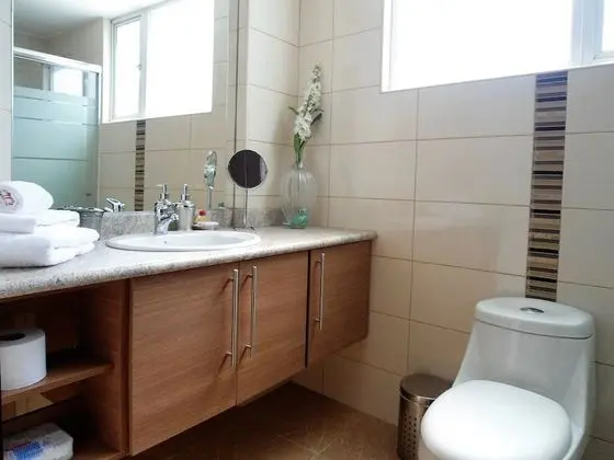HOME with Balcony + 3 Beds - 6th FLOOR