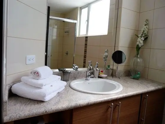 HOME with Balcony + 3 Beds - 6th FLOOR