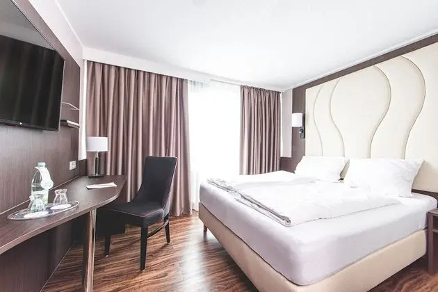Standard Tek Büyük Yataklı Oda, Şehir Manzaralı