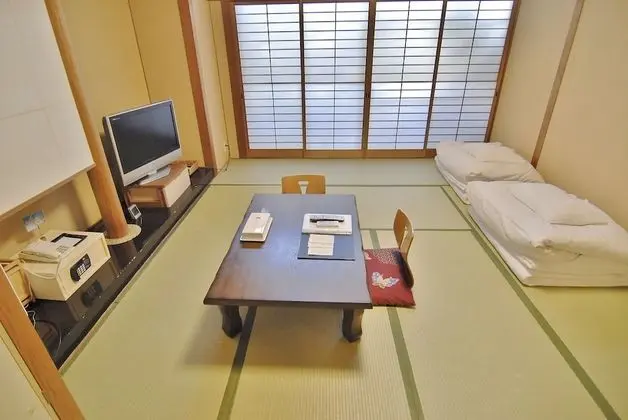 Superior Oda, Sigara İçilmez (Japanese)
