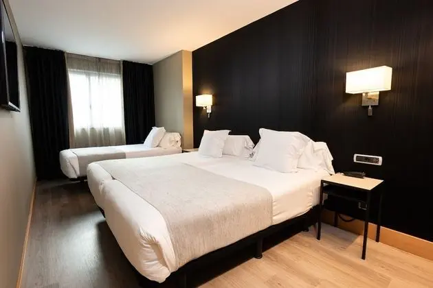 Üç Kişilik Oda (adults )