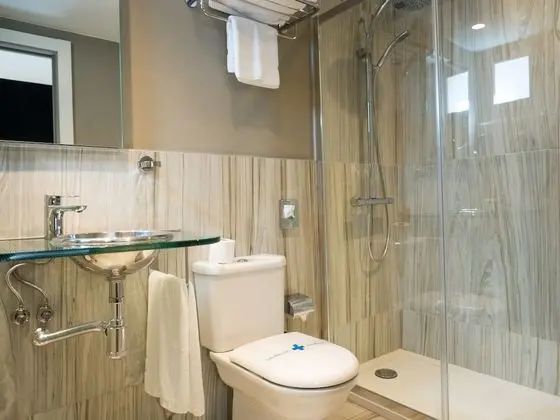 Üç Kişilik Oda (adults )