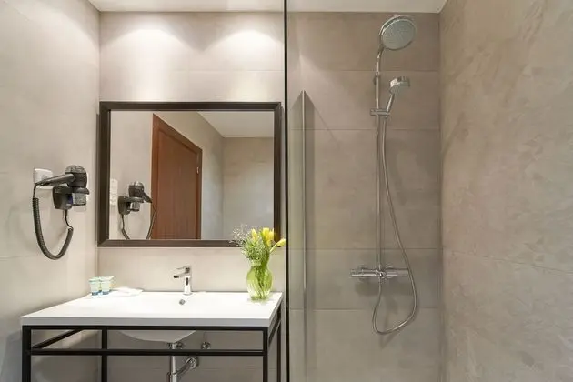 Tek Büyük veya İki Ayrı Yataklı Oda