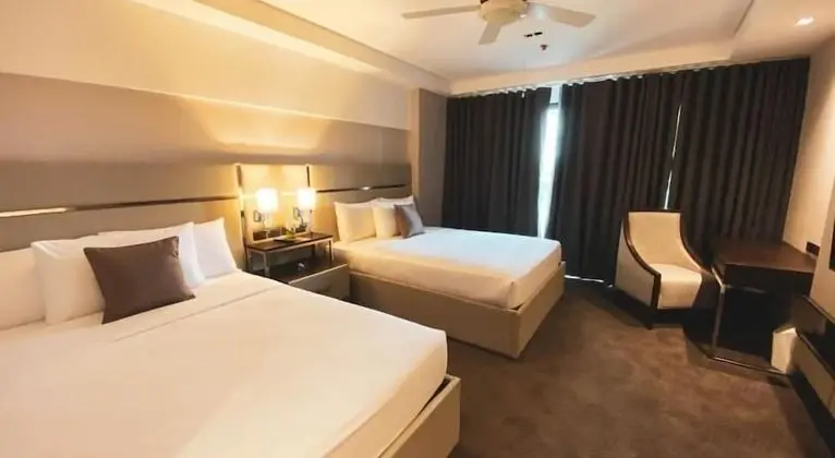 Deluxe Tek Büyük Yataklı Oda, 2 Çift Kişilik Yatak, Dağ Manzaralı