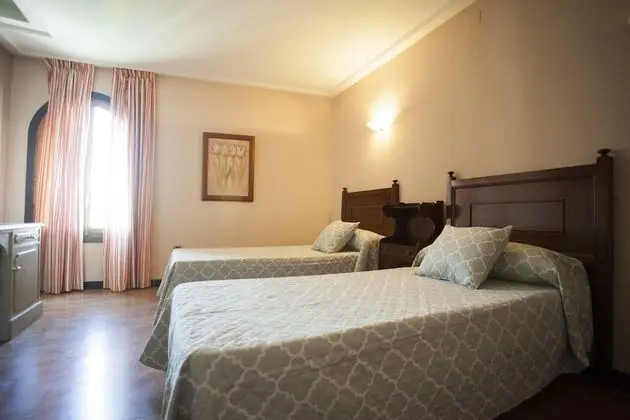 Comfort Dört Kişilik Oda, 2 Yatak Odası (cama de matrimonio y dos individuales)