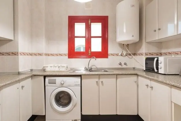 Apart Daire, 3 Yatak Odası, Sigara İçilmez, Balkon
