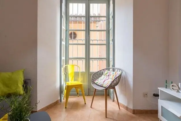 Apart Daire, 3 Yatak Odası, Sigara İçilmez, Balkon