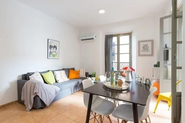 Apart Daire, 3 Yatak Odası, Sigara İçilmez, Balkon