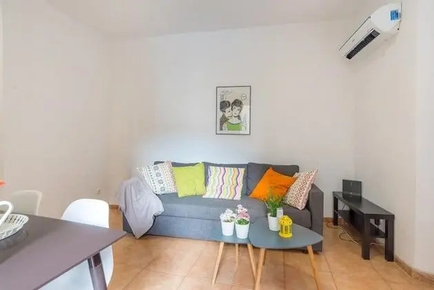 Apart Daire, 3 Yatak Odası, Sigara İçilmez, Balkon
