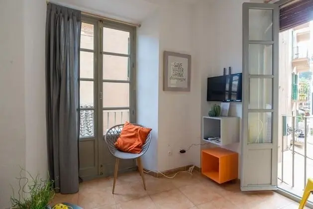 Apart Daire, 3 Yatak Odası, Sigara İçilmez, Balkon