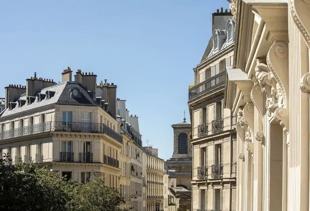 Chambre deluxe avec balcon