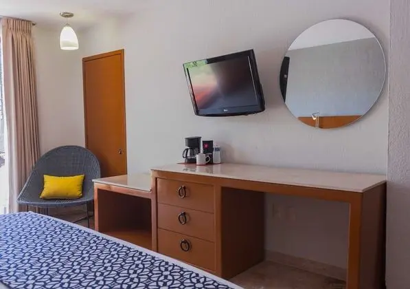 Superior King Size Bed
