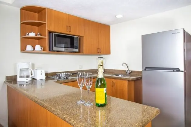 One Bedroom Suite Ocean View