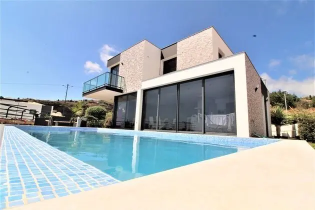 Villa, 3 Yatak Odası, Kişiye Özel Havuzlu, Deniz Manzaralı