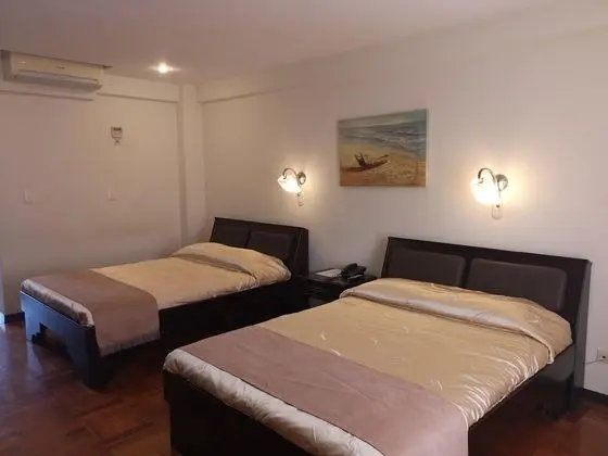 Premium Tek Büyük Yataklı Oda