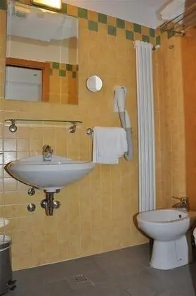 Standard Dört Kişilik Oda, Balkon