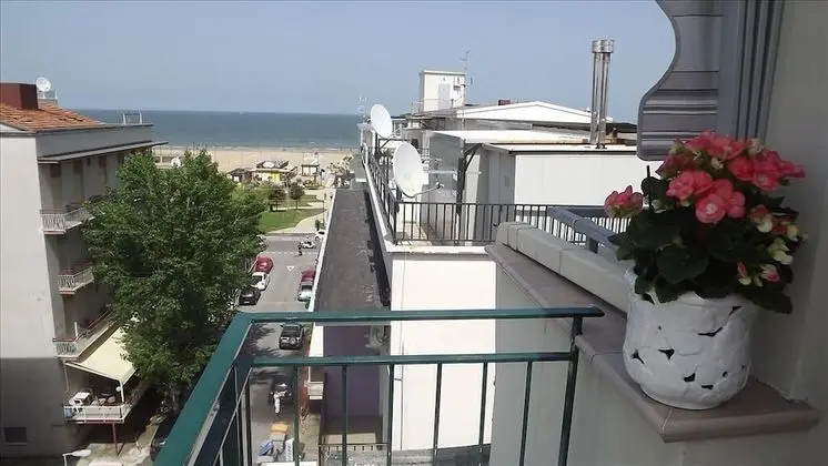 Standard Üç Kişilik Oda, Balkon