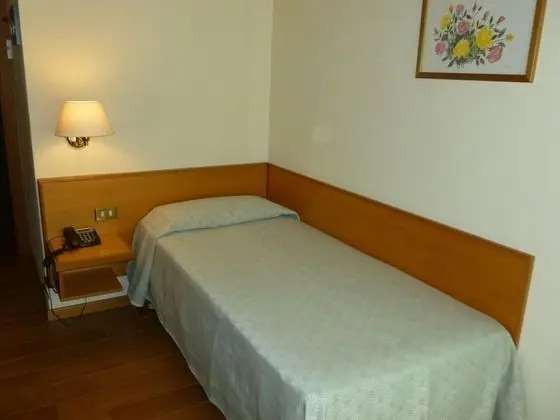 Tek Kişilik Oda