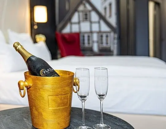 Junior Süit, 2 Tek Kişilik Yatak, Kısmi Göl Manzaralı (with Sofabed)