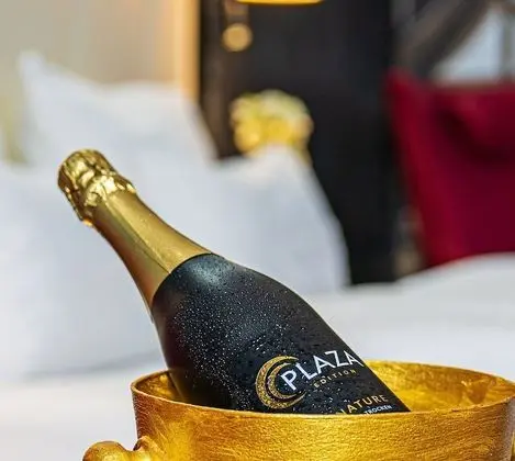 Junior Süit, 2 Tek Kişilik Yatak, Kısmi Göl Manzaralı (with Sofabed)