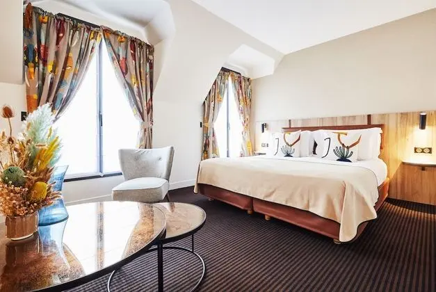 Junior Suite Tour Eiffel