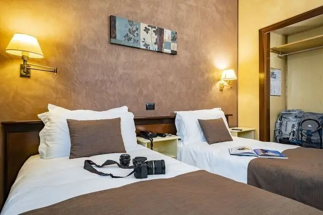 Standard Tek Büyük veya İki Ayrı Yataklı Oda