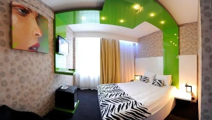 Deluxe Double or Twin