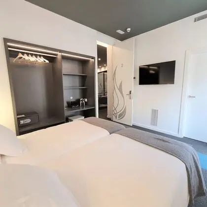 Standard Tek Büyük veya İki Ayrı Yataklı Oda