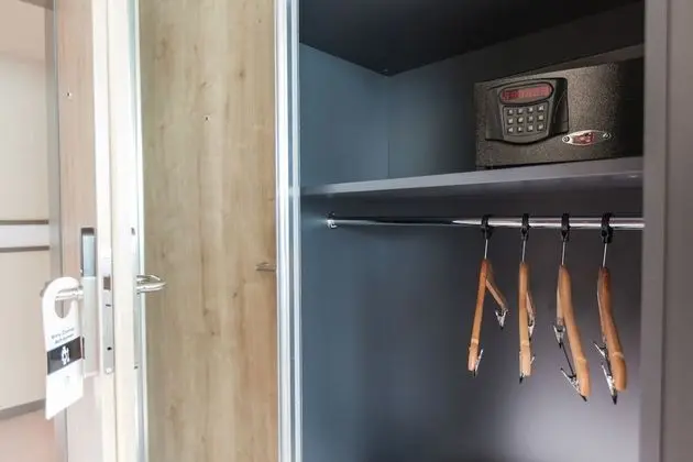 Comfort Büyük Yataklı Tek Kişilik Oda
