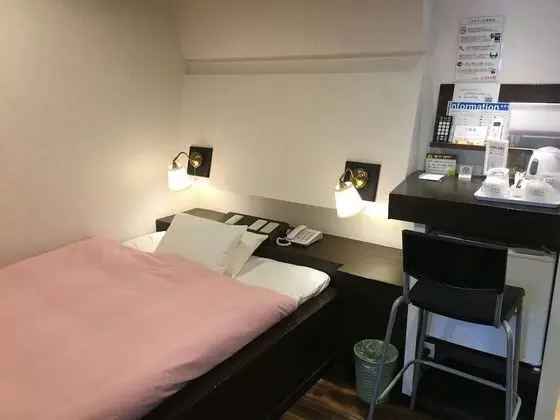 Tek Büyük Yataklı Oda, Sigara İçilmez