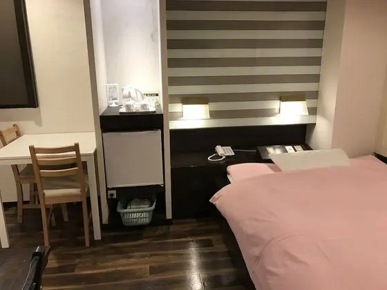 Tek Kişilik Oda, Sigara İçilmez