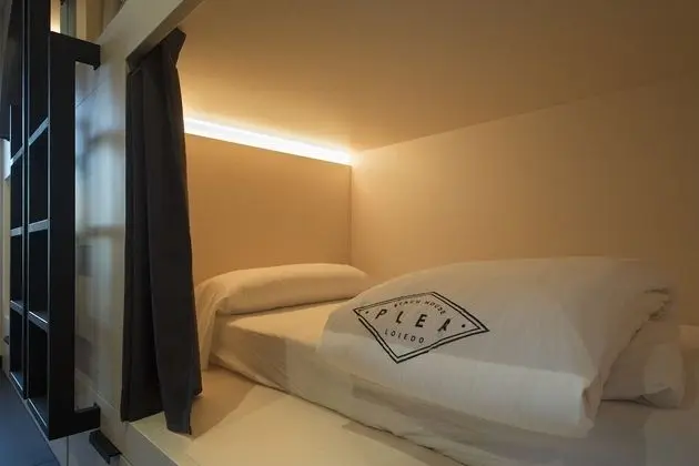 Cápsula en Habitación Femenina