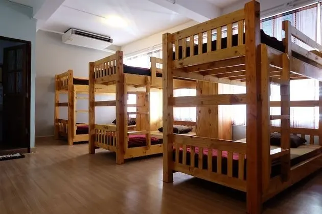 10 Bed Female Dormitory-Single