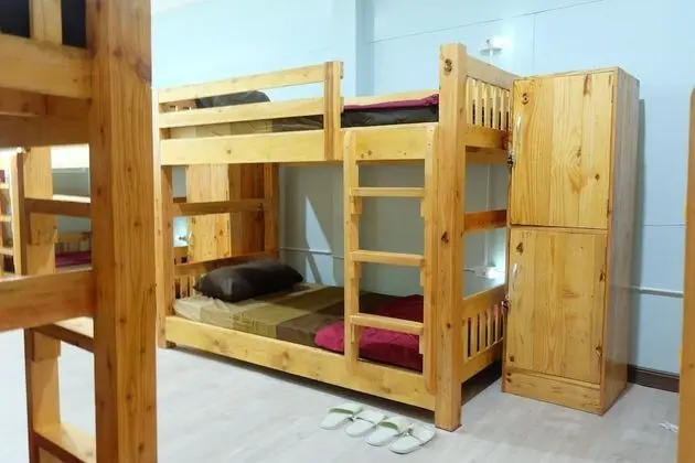 10 Bed Male Dormitory-Single