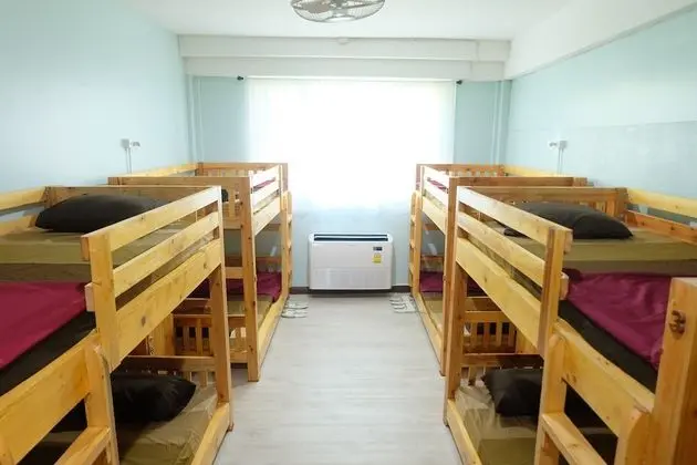 10 Bed Male Dormitory-Single