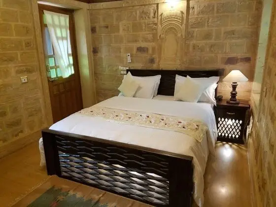 Standard Oda, 1 Büyük (Queen) Boy Yatak