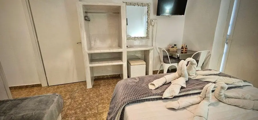 Tek Büyük Yataklı Oda